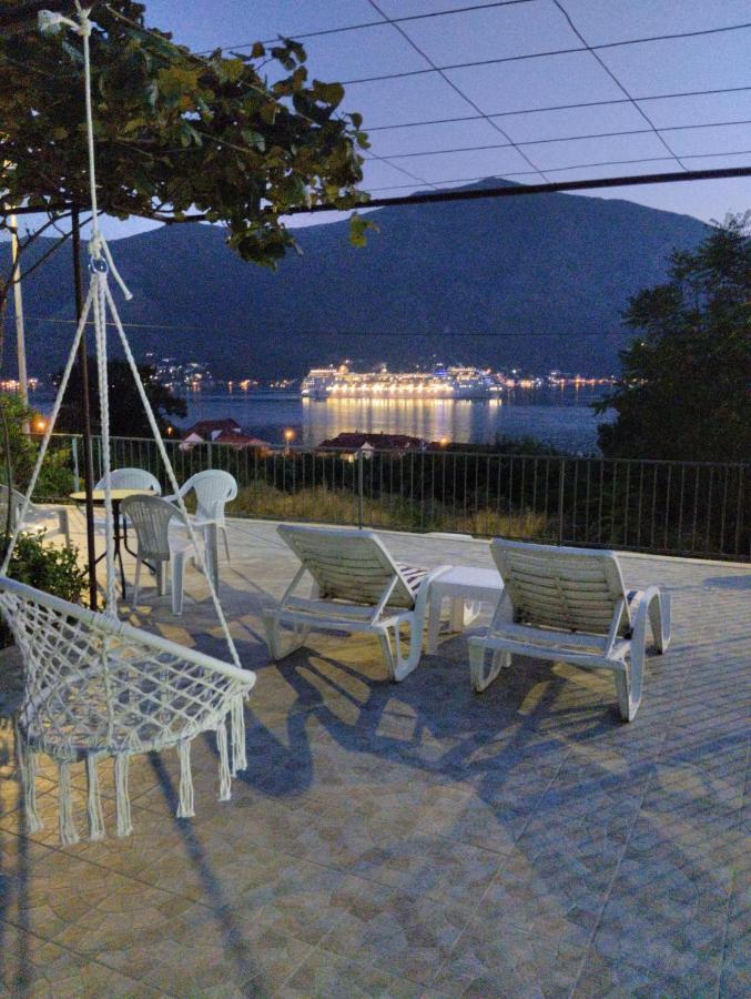 Apartment Deki Studio Kotor Exterior photo