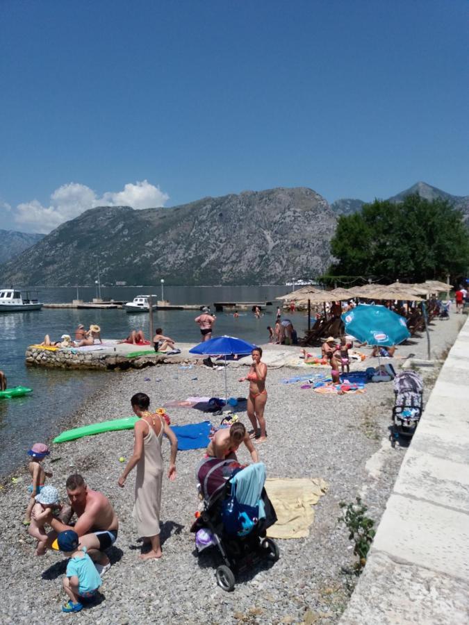 Apartment Deki Studio Kotor Exterior photo